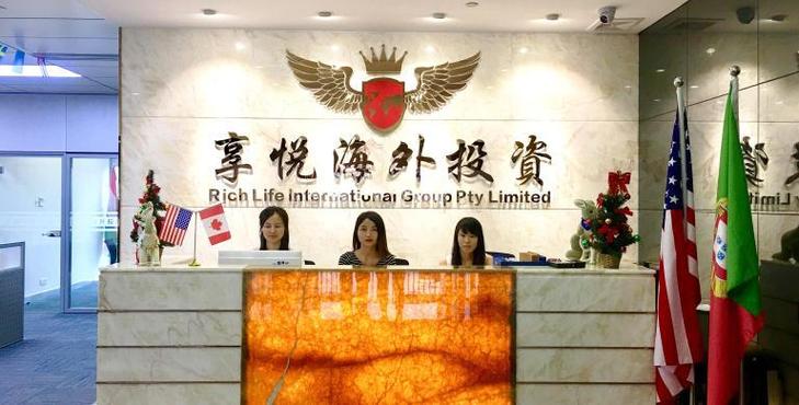 缪景灏 以专业因私出入境与留学服务 架设通往世界的桥梁